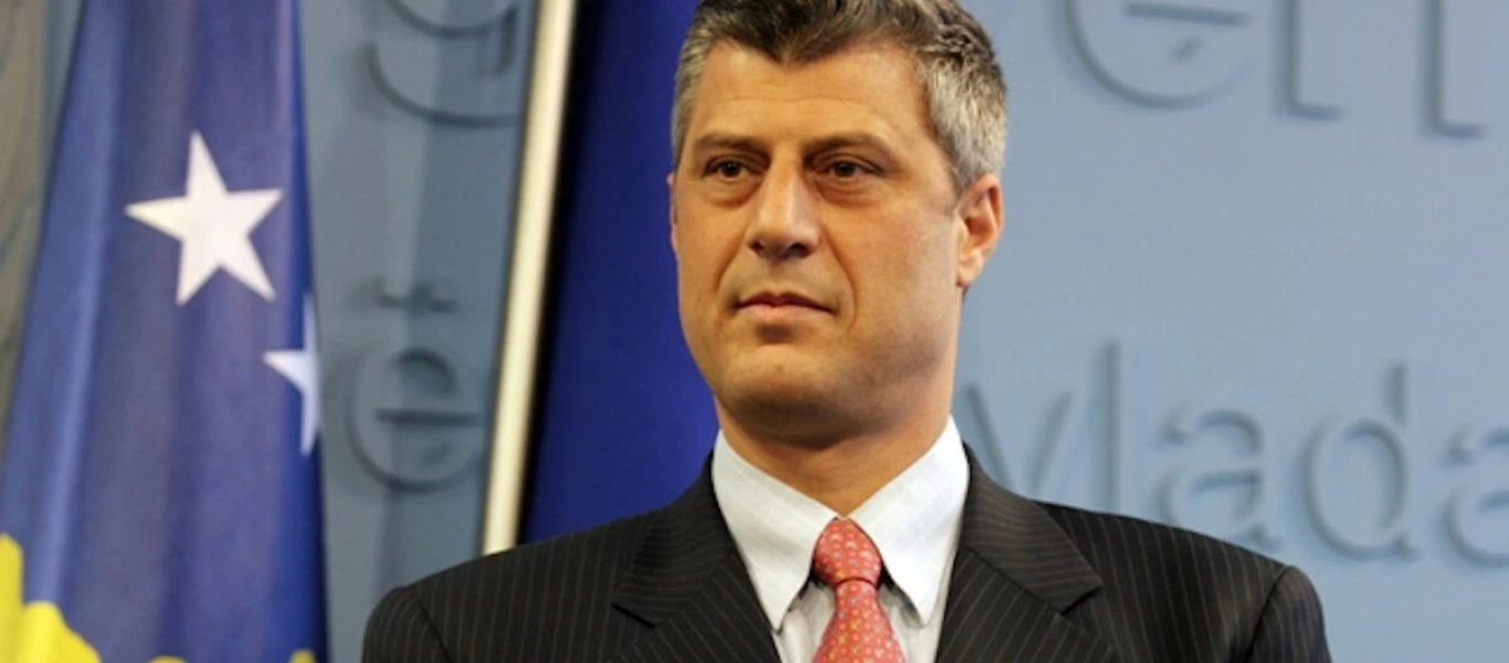Στα κρατητήρια της Χάγης ο Αλβανός πρώην πρόεδρος του Κοσόβου Χάσιμ Θάτσι